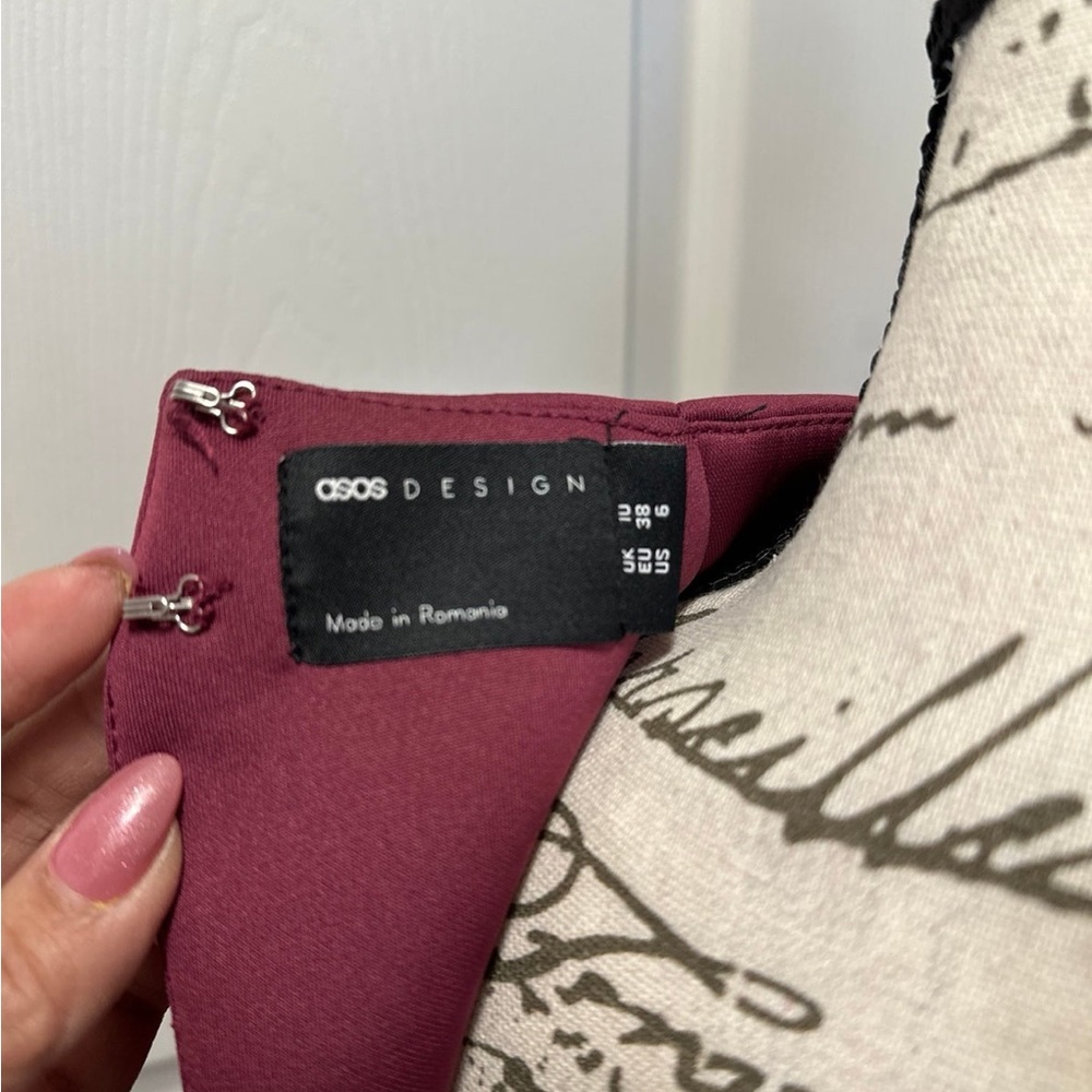 ASOS Sculpted Midi Dress in Plum - Picture 4 of 4